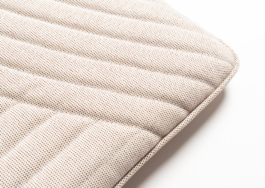 Anais Jarnoux tapissier·e