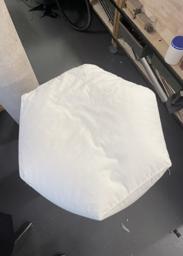 Anais Jarnoux tapissier·e