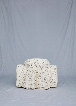 Anais Jarnoux tapissier·e