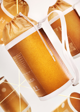 Anais Jarnoux tapissier·e