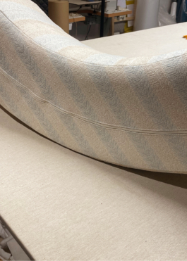 Anais Jarnoux tapissier·e