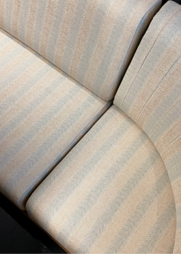 Anais Jarnoux tapissier·e