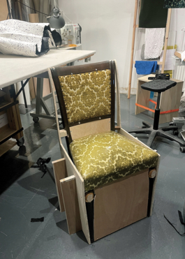 Anais Jarnoux tapissier·e