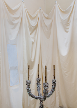 Anais Jarnoux tapissier·e