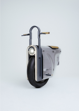 Anais Jarnoux tapissier·e